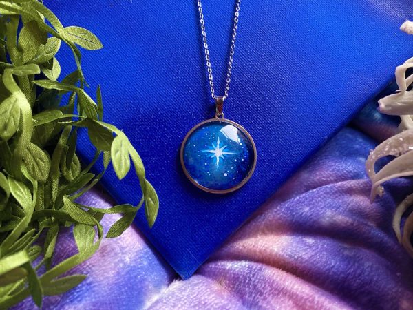Grande étoile bleu et blanche