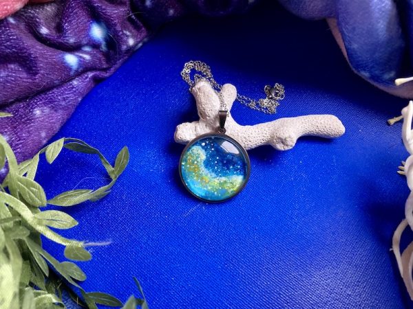 Nébuleuse bleue et verte sur ciel étoilé – Image 2