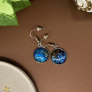 Étoiles bleues et blanches